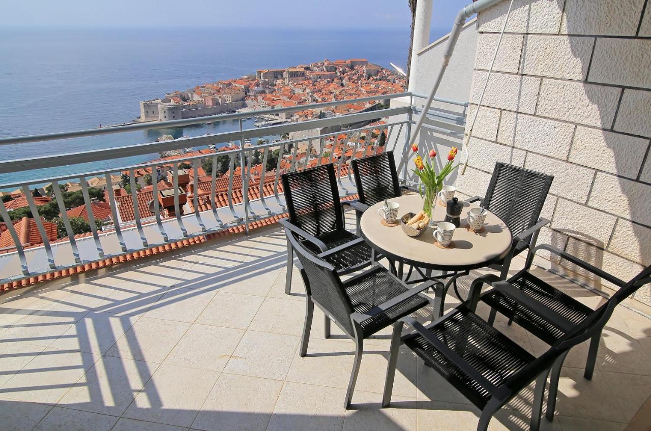 Spacious 2 Bedroom Apt Luxeview- Oldtownview, 10Min To Town Dubrovnik Exterior photo